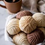 Conchas (Mexican Pan Dulce)